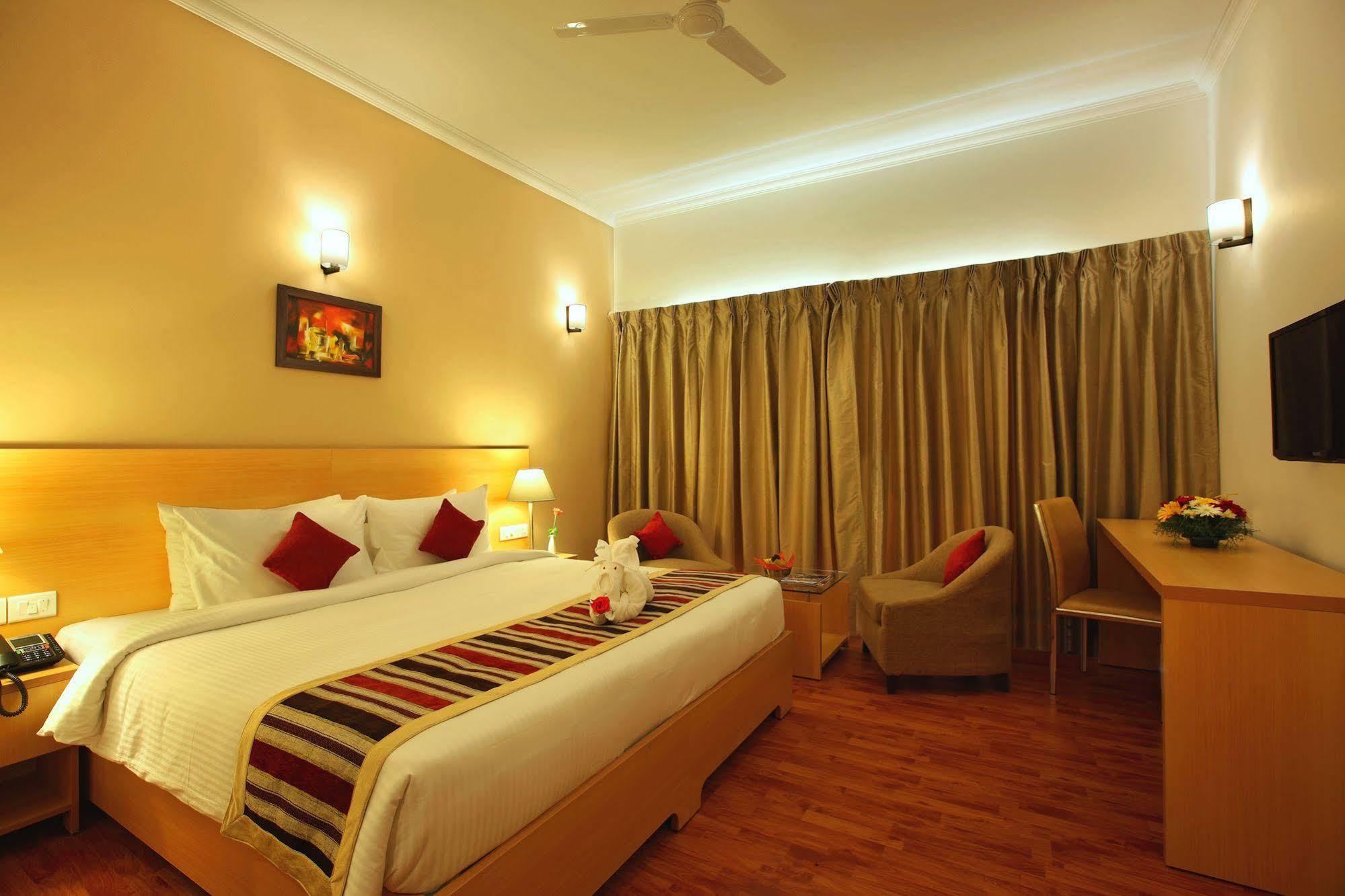 Hotel Mint Montvert, Baner Pune